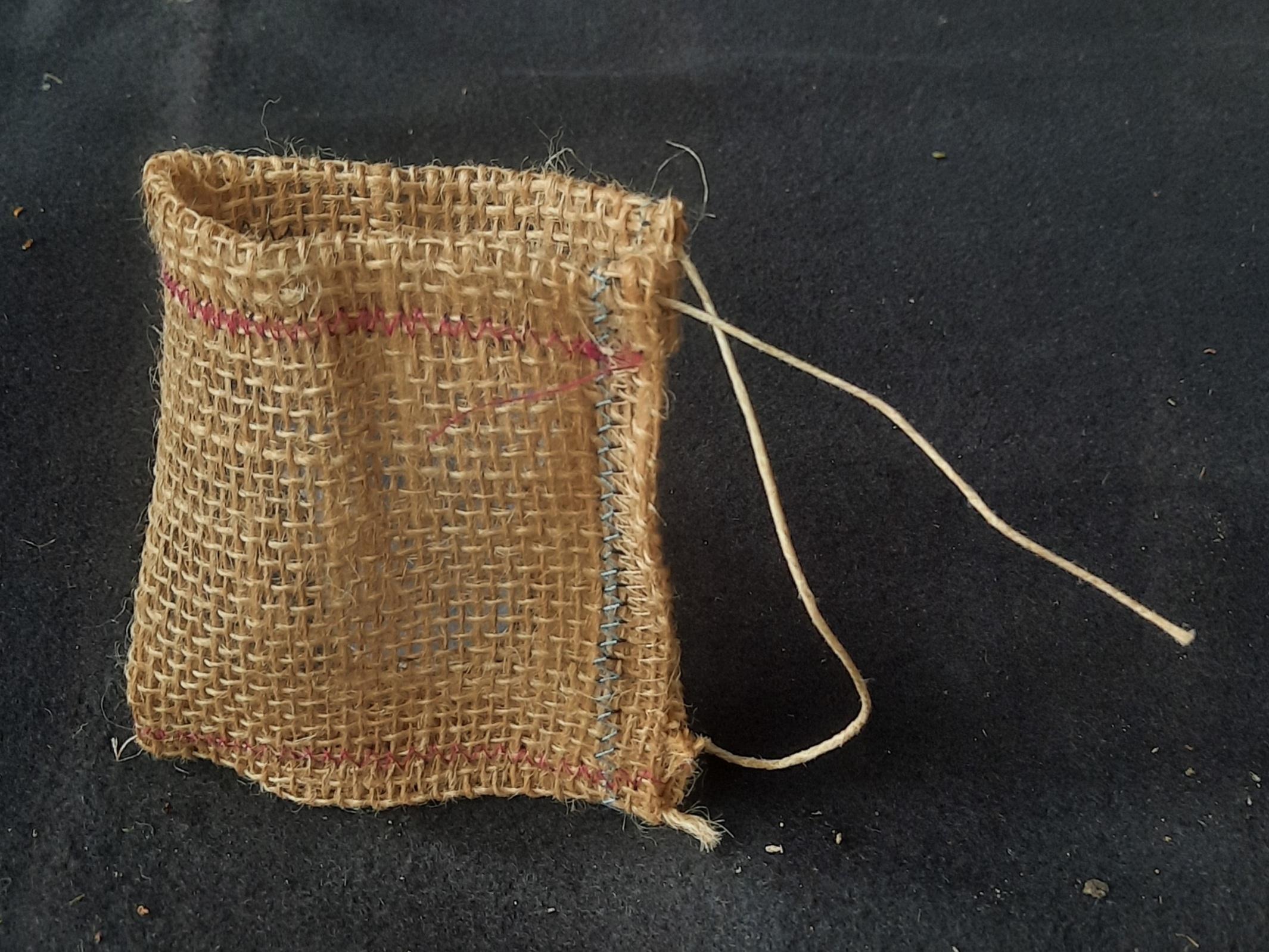 Jute boomband 15 cm x 25 meter gebruik: Jute boomband 15 cm x 25 meter